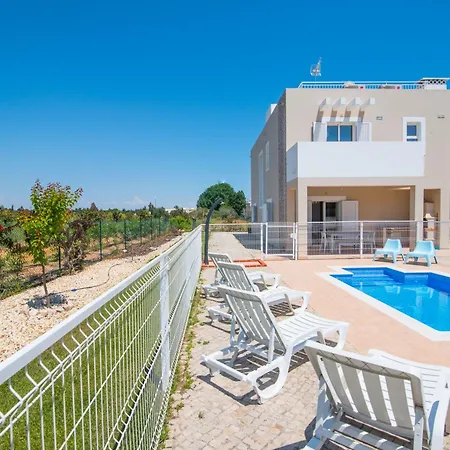 House Of Trees By Algartur Villa